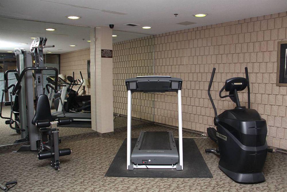Argyll Plaza Hotel Edmonton Extérieur photo