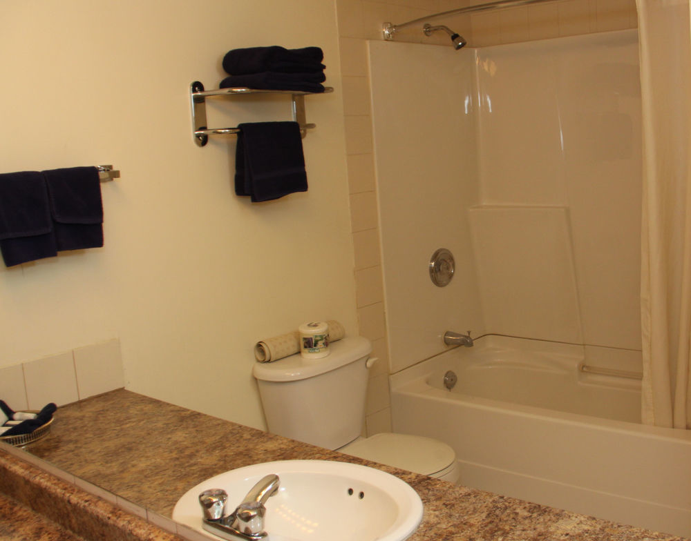 Argyll Plaza Hotel Edmonton Extérieur photo