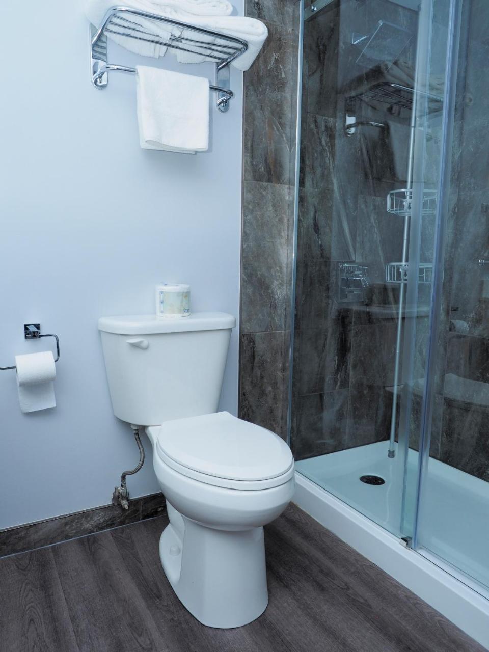 Argyll Plaza Hotel Edmonton Extérieur photo